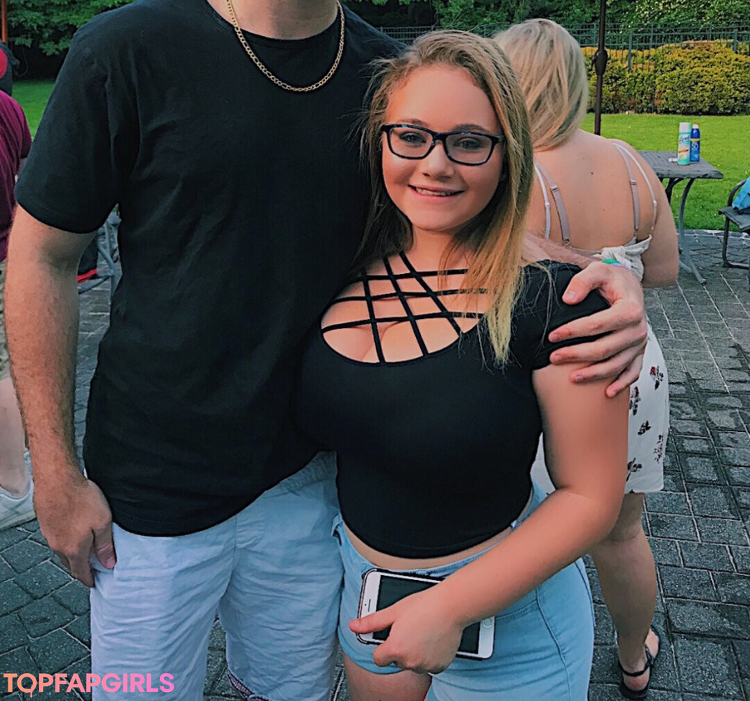 Foto di nudo di fuga di OnlyFans di Harley Stein #148 Foto di nudo di fuga di OnlyFans di Harley Stein #148