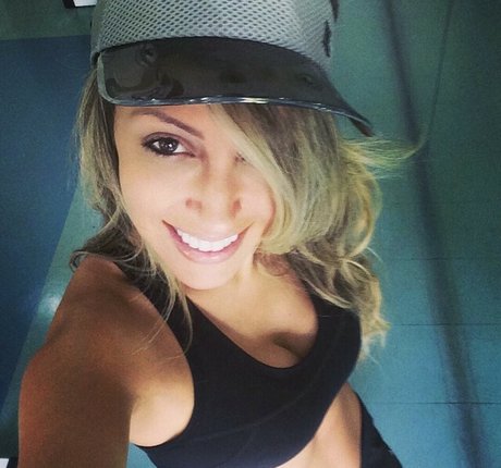 Foto di nudo di fuga di OnlyFans di Roberta Carbonari Muzy