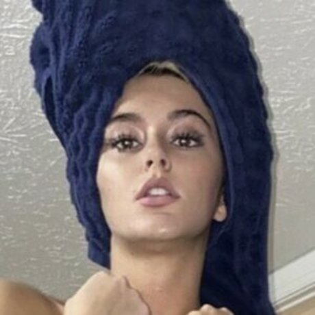 Lindsey Blakr Jennings