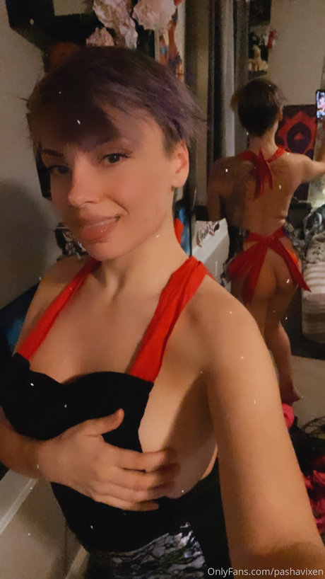 Foto di nudo di fuga di OnlyFans di Pasha Vixen