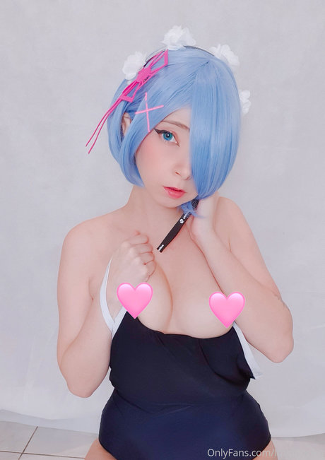 Foto di nudo di fuga di OnlyFans di Lizy Odoriko
