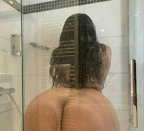 Foto di nudo di fuga di OnlyFans di Morena2spicy
