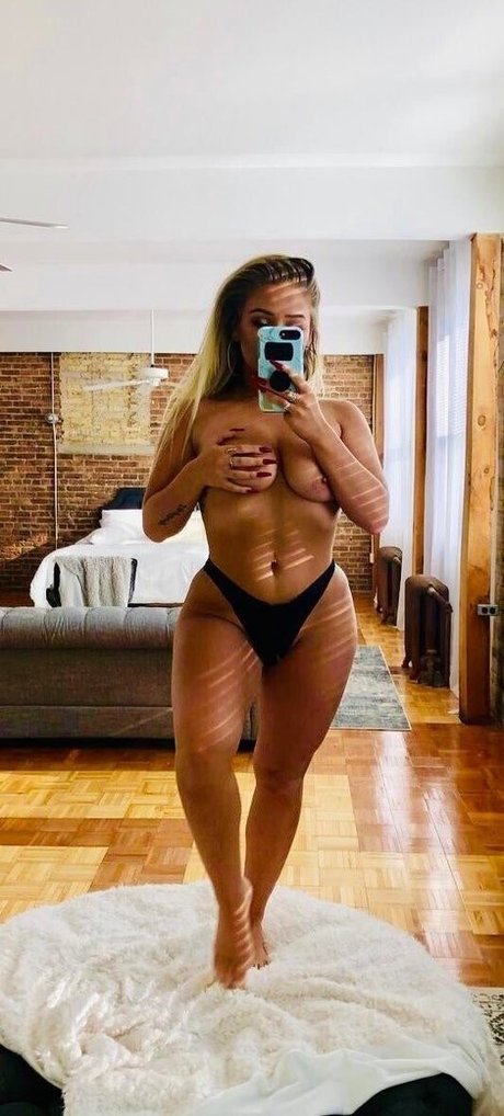 Foto di nudo di fuga di OnlyFans di Sweetened