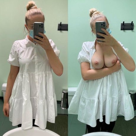 Foto di nudo di fuga di OnlyFans di Sasha Cela