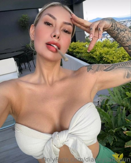 Foto di nudo di fuga di OnlyFans di Dianey Sahagun