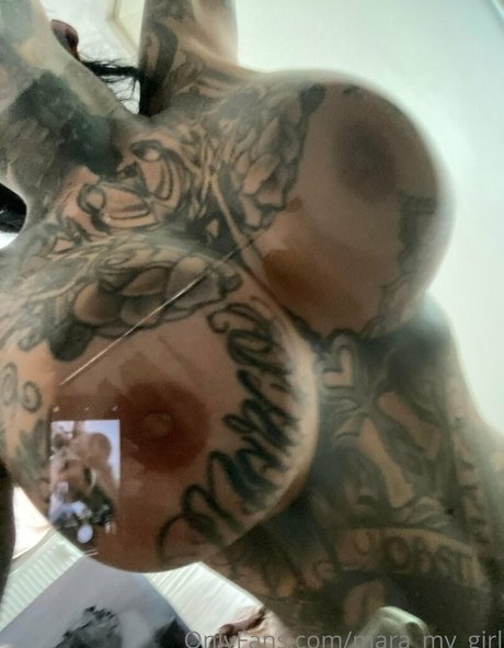 Foto di nudo di fuga di OnlyFans di Mara Inkperial