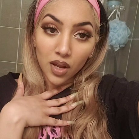 Foto di nudo di fuga di OnlyFans di Karishma