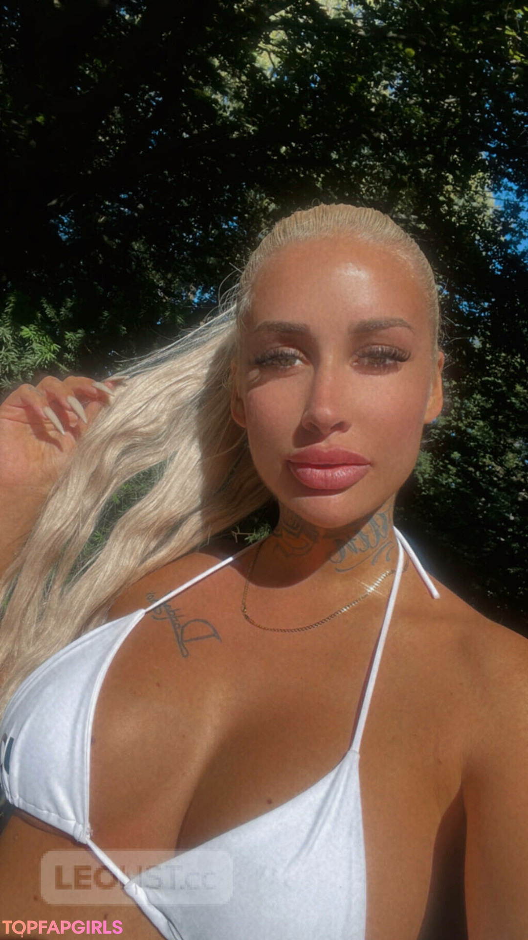 Foto di nudo di fuga di OnlyFans di Elodie Baillargeon Roy #13 Foto di nudo di fuga di OnlyFans di Elodie Baillargeon Roy #13