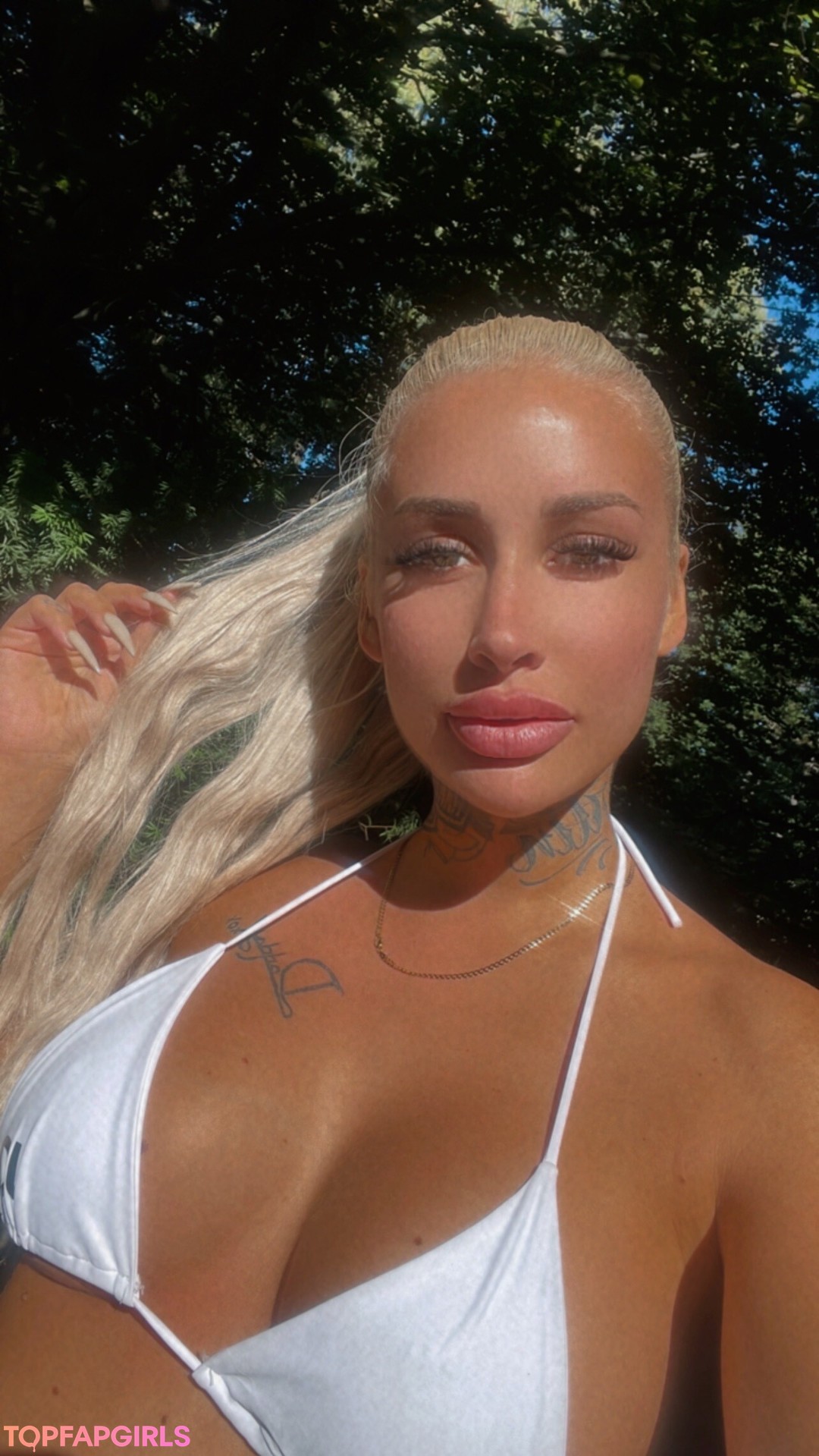 Foto di nudo di fuga di OnlyFans di Elodie Baillargeon Roy #23 Foto di nudo di fuga di OnlyFans di Elodie Baillargeon Roy #23