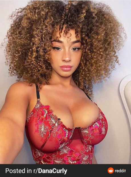 Dana Curly