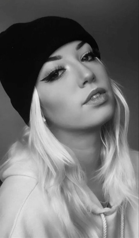 Foto di nudo di fuga di OnlyFans di Theenicolehammond