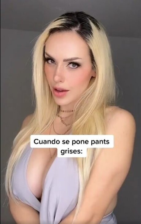 Foto di nudo di fuga di OnlyFans di Yoirenevip