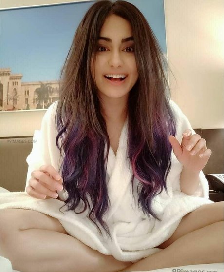 Foto di nudo di fuga di OnlyFans di Adah Sharma