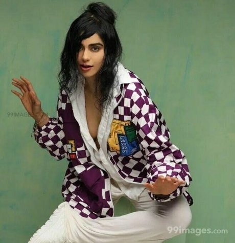 Foto di nudo di fuga di OnlyFans di Adah Sharma