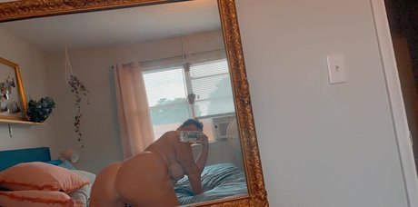 Foto di nudo di fuga di OnlyFans di Paige Janette