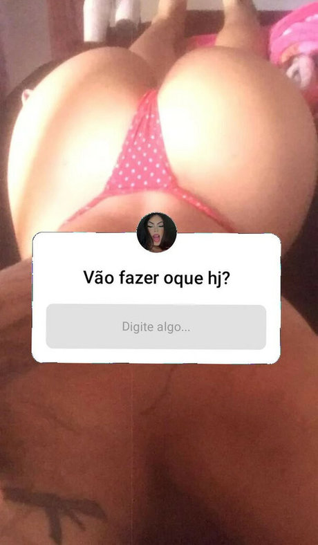 Foto di nudo di fuga di OnlyFans di Leticia Layane