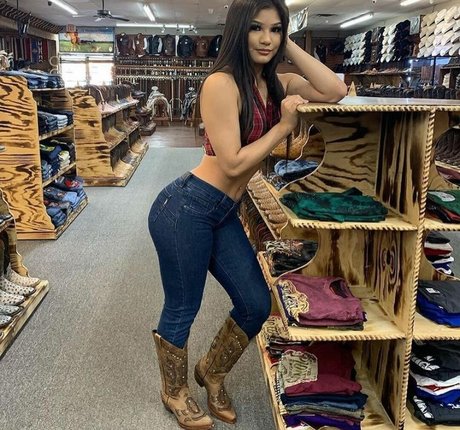 Foto di nudo di fuga di OnlyFans di Carlita Silvestre