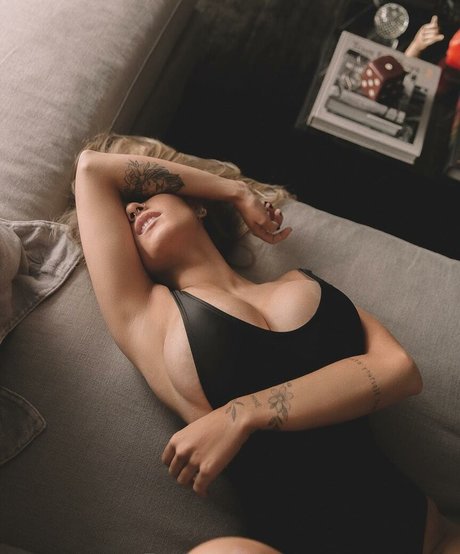 Foto di nudo di fuga di OnlyFans di Jessyka Mourao
