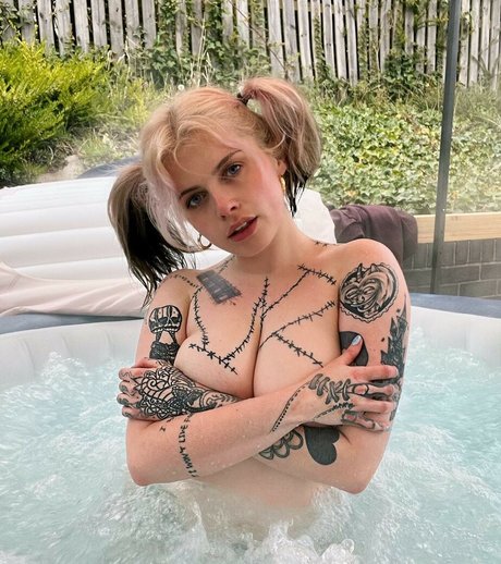 Foto di nudo di fuga di OnlyFans di Miss Marilyn