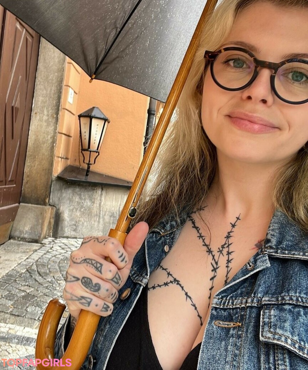 Foto di nudo di fuga di OnlyFans di Miss Marilyn #7 Foto di nudo di fuga di OnlyFans di Miss Marilyn #7