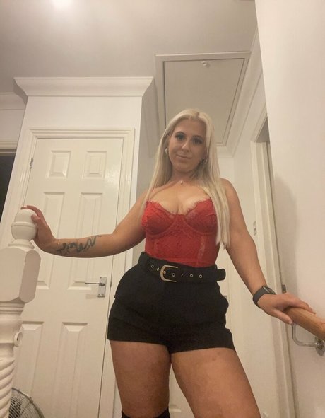 Foto di nudo di fuga di OnlyFans di Luxxybvip