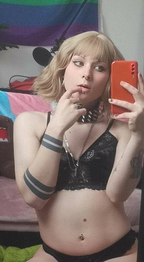 Foto di nudo di fuga di OnlyFans di Nihlllxm