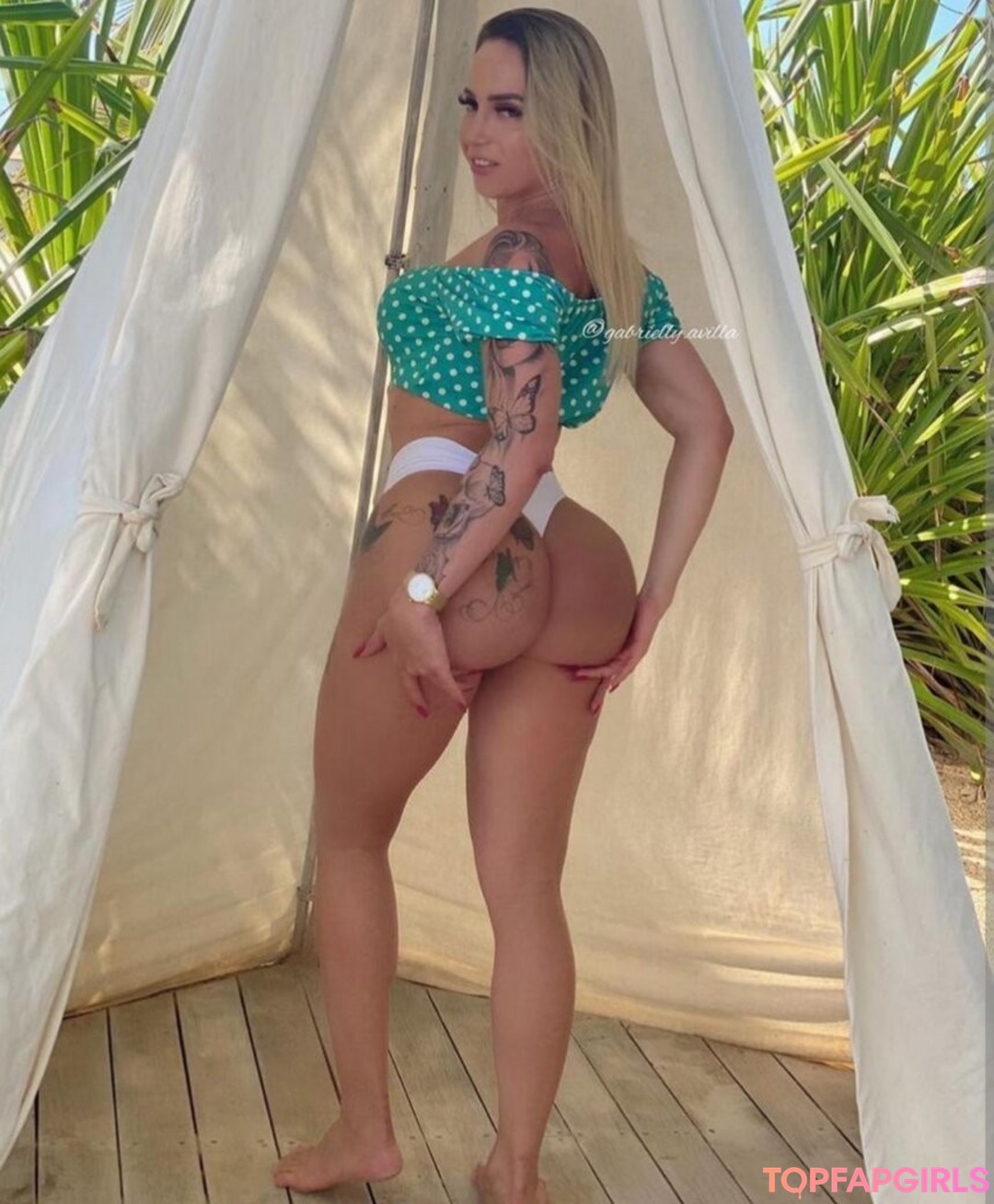 Foto di nudo di fuga di OnlyFans di Gabrielly Avila #9 Foto di nudo di fuga di OnlyFans di Gabrielly Avila #9