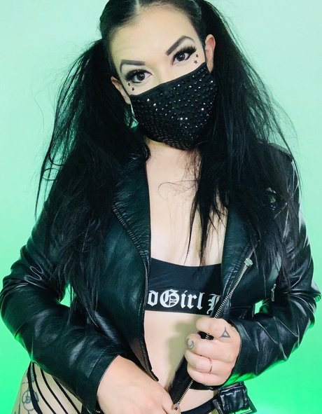 Foto di nudo di fuga di OnlyFans di Shaul Guerrero