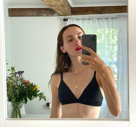 Foto di nudo di fuga di OnlyFans di Maude Apatow