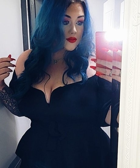 Foto di nudo di fuga di OnlyFans di Thatcurvyone