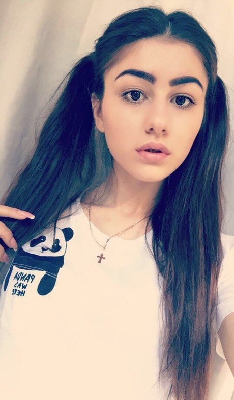 Foto di nudo di fuga di OnlyFans di Yanas0r0ka