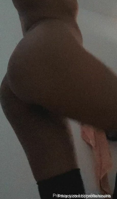 Foto di nudo di fuga di OnlyFans di Soulud