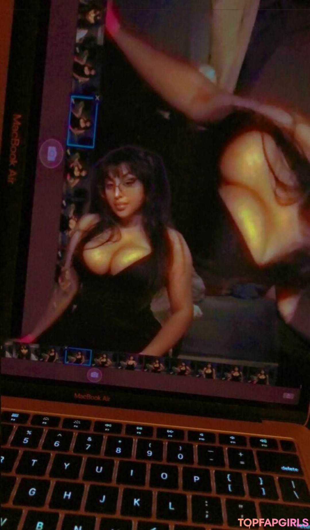 Foto di nudo di fuga di OnlyFans di Ninathepony #16 Foto di nudo di fuga di OnlyFans di Ninathepony #16