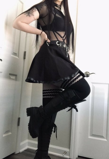 Foto di nudo di fuga di OnlyFans di Voidvvitch