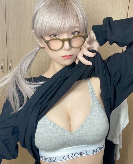 Foto di nudo di fuga di OnlyFans di Tsunko