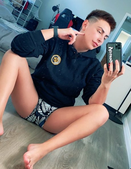 Foto di nudo di fuga di OnlyFans di Kameron Taylor