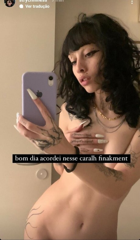 Foto di nudo di fuga di OnlyFans di Strychniness