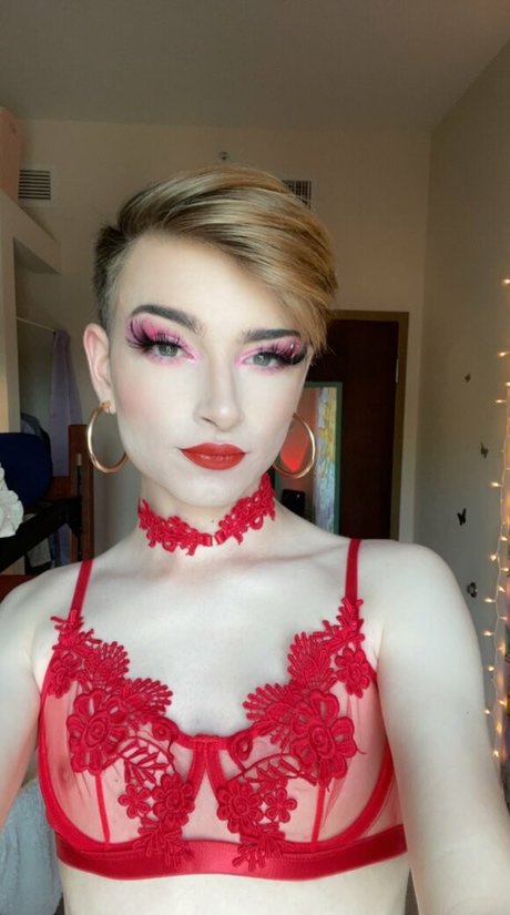 Foto di nudo di fuga di OnlyFans di Stephanie Star