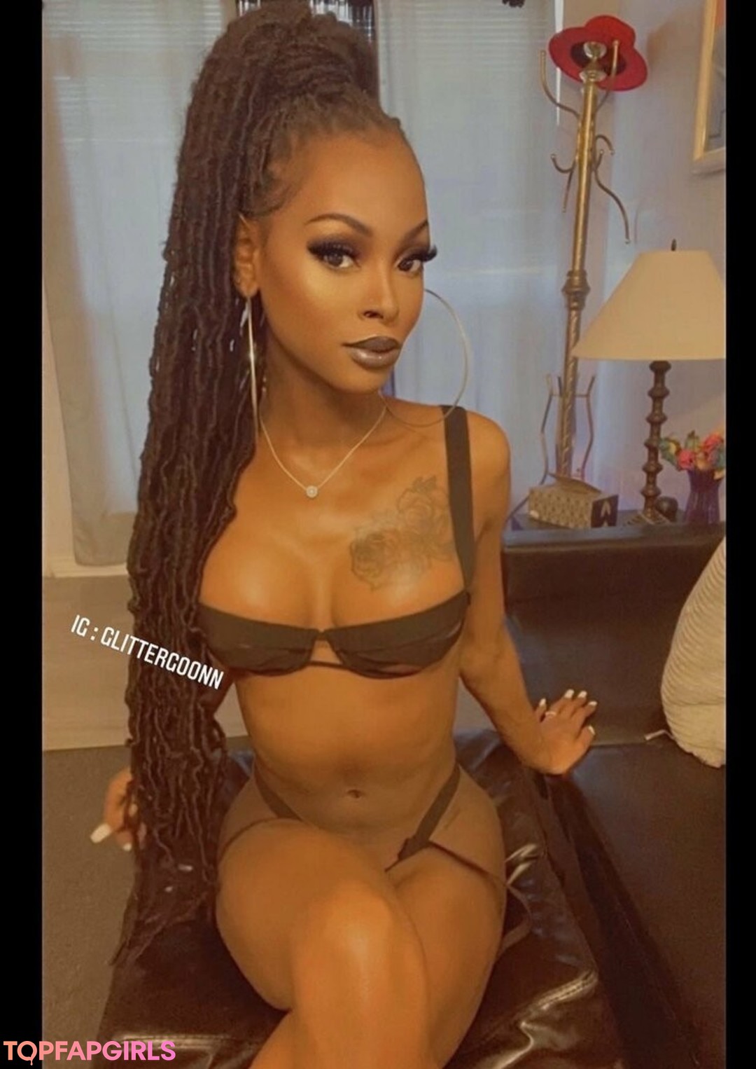 Foto di nudo di fuga di OnlyFans di Erotica Vanderlei #3 Foto di nudo di fuga di OnlyFans di Erotica Vanderlei #3