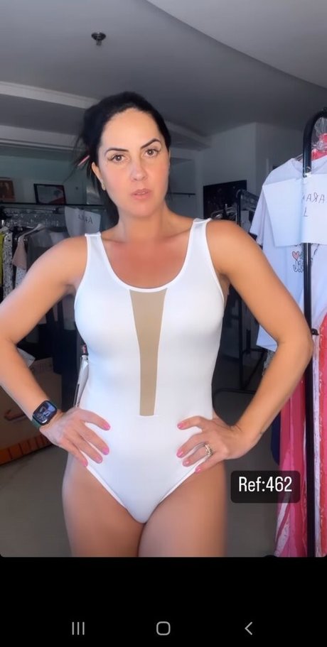 Foto di nudo di fuga di OnlyFans di Graciele Lacerda
