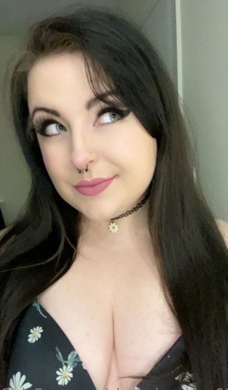 Cherryhawkins666