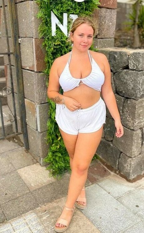 Foto di nudo di fuga di OnlyFans di Casey Croftx