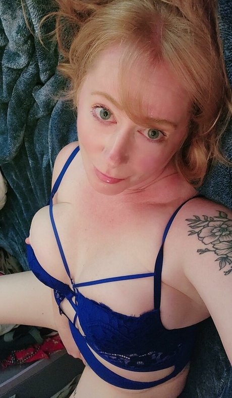 Foto di nudo di fuga di OnlyFans di Thenewgingercoug