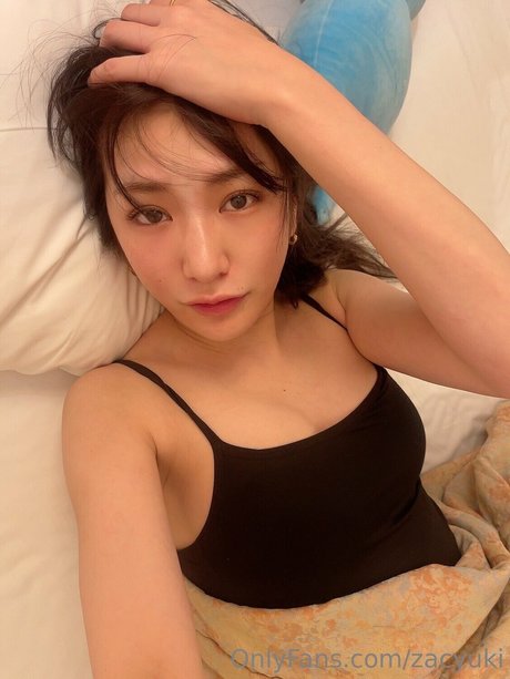 Foto di nudo di fuga di OnlyFans di Yuki Kamifuku