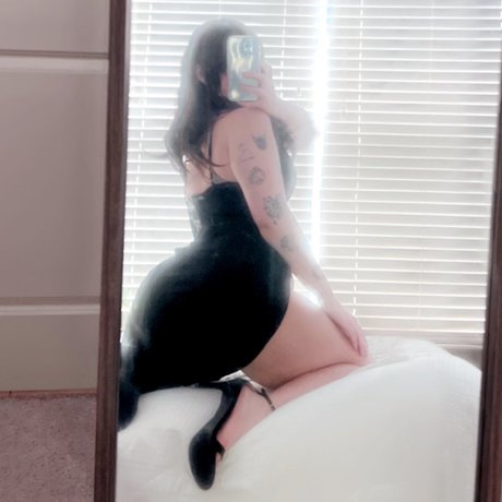 Foto di nudo di fuga di OnlyFans di Dumbgrlkate