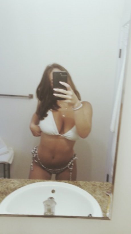 Foto di nudo di fuga di OnlyFans di Colleen Sheehan
