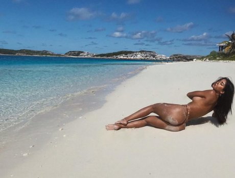 Foto di nudo di fuga di OnlyFans di Yovanna Ventura