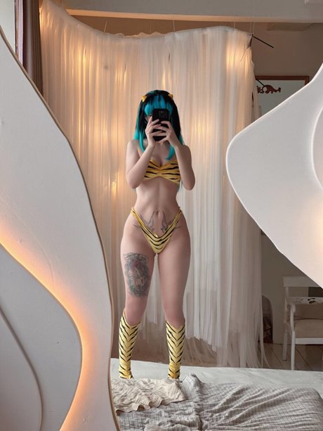 Foto di nudo di fuga di OnlyFans di Fraulein Milk