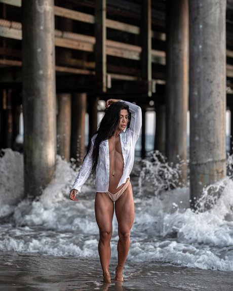 Foto di nudo di fuga di OnlyFans di Deniz Saypinar