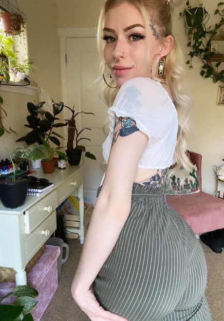 Foto di nudo di fuga di OnlyFans di Bre